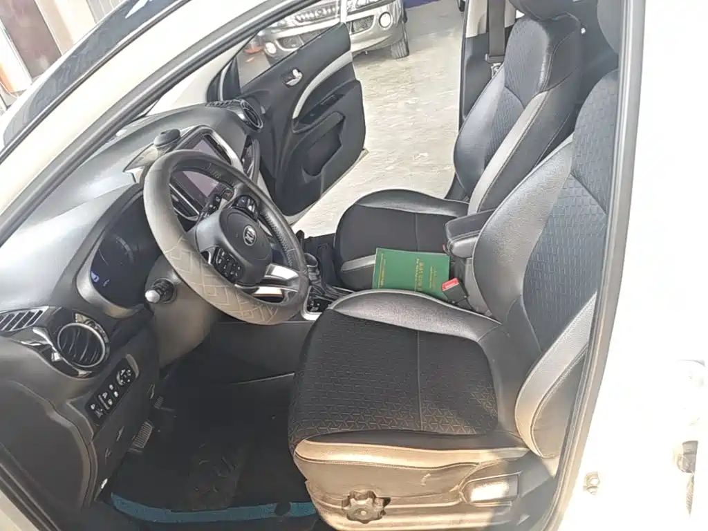 Kia KX1 2018 — фото 15