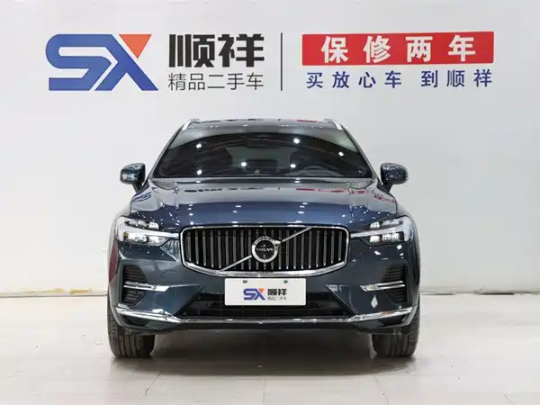 Volvo XC60 2022