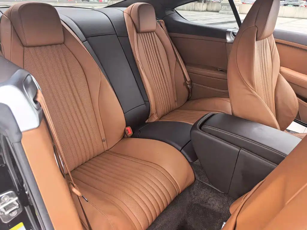 Bentley Continental 2018 — фото 17