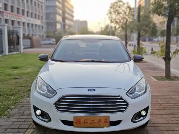 Ford Escort 2019
