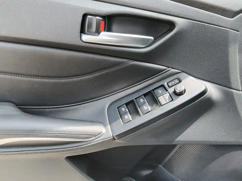 Toyota Avalon 2023 — фото 10