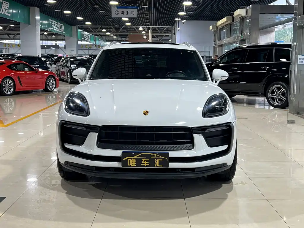 Porsche Macan 2023 — фото 2