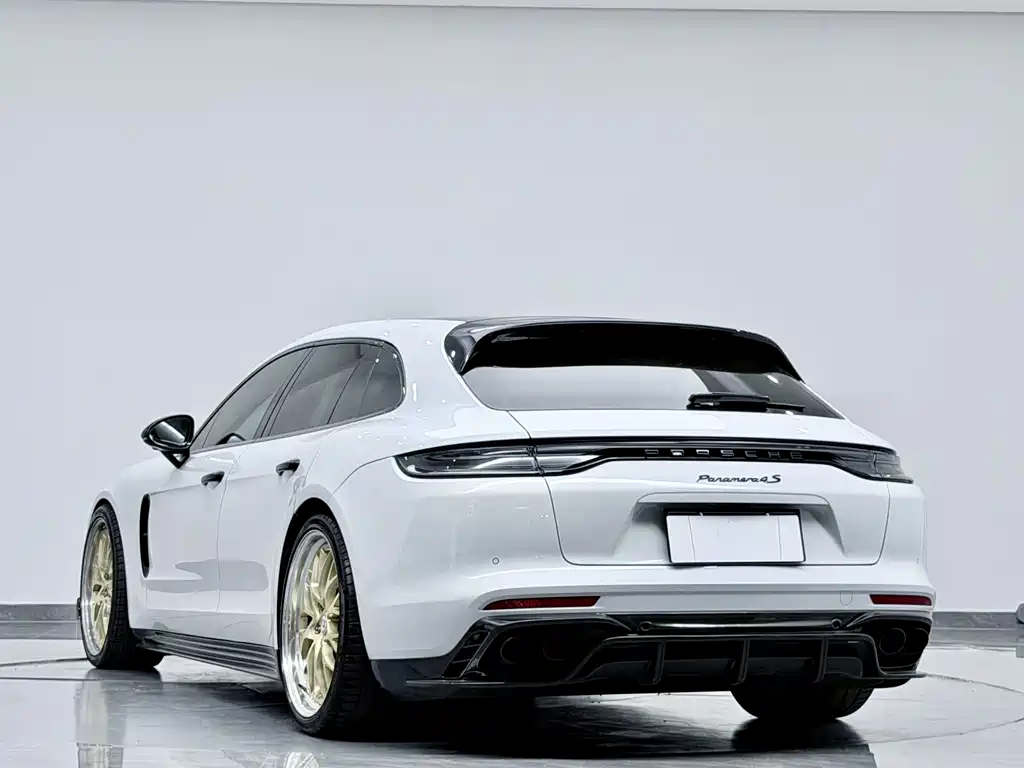 Porsche Panamera 2022 — фото 9
