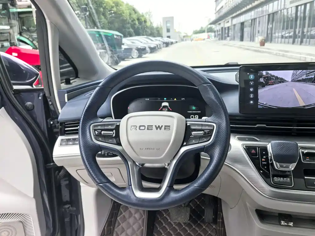 Roewe iMAX8 2022 — фото 27
