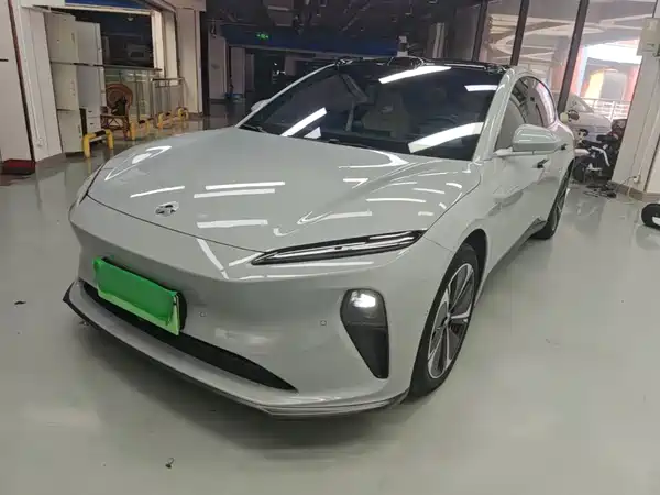 NIO ET5T 2024