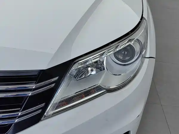 Volkswagen Tiguan 2012