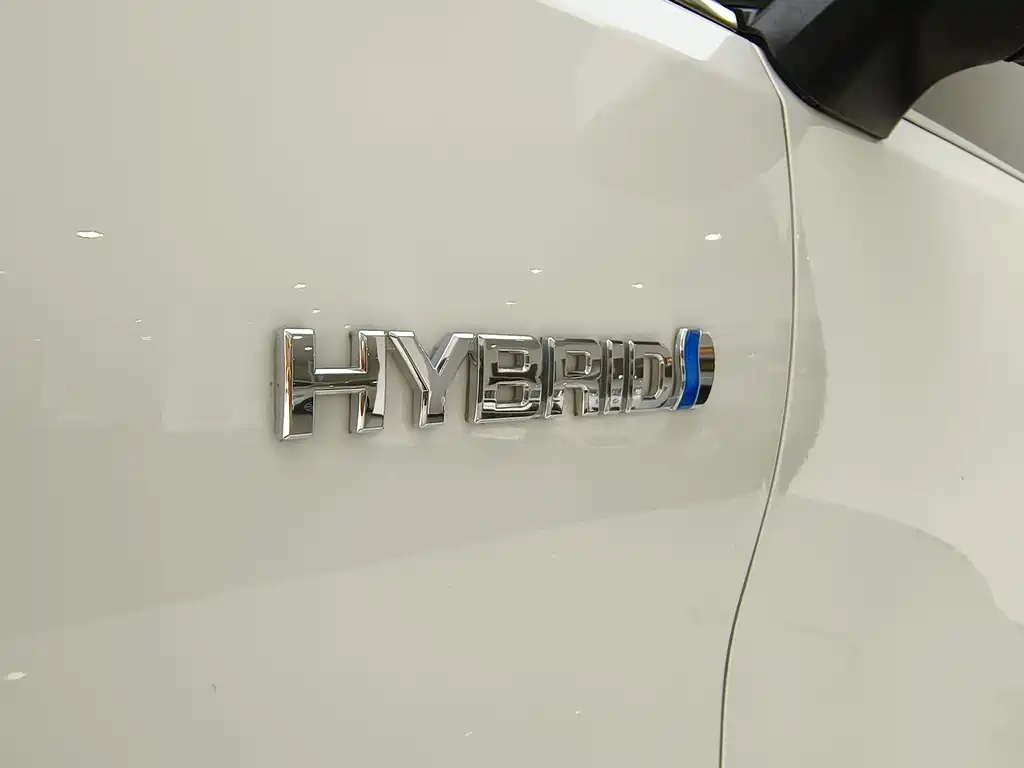 Toyota Alphard 2021 — фото 38