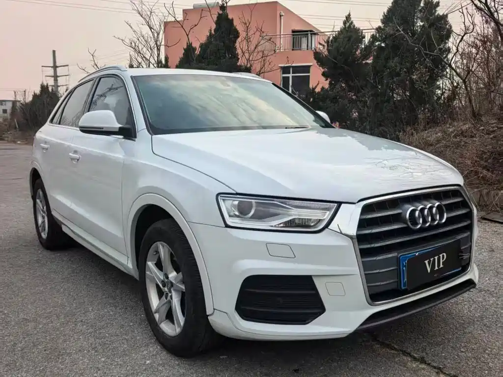 Audi Q3 2017 — фото 2