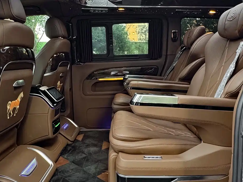 Mercedes-Benz Vito 2023 — фото 10