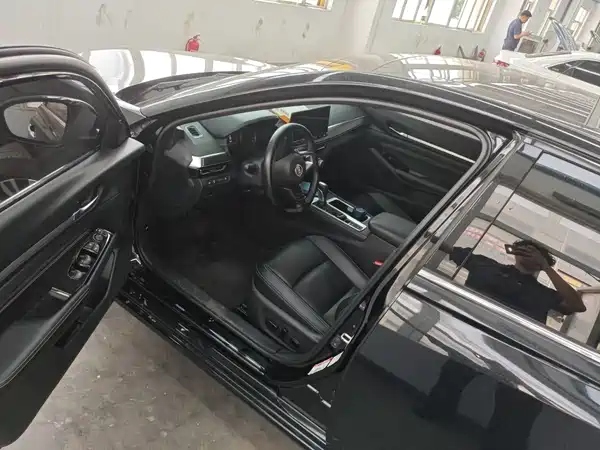 Nissan Teana 2024