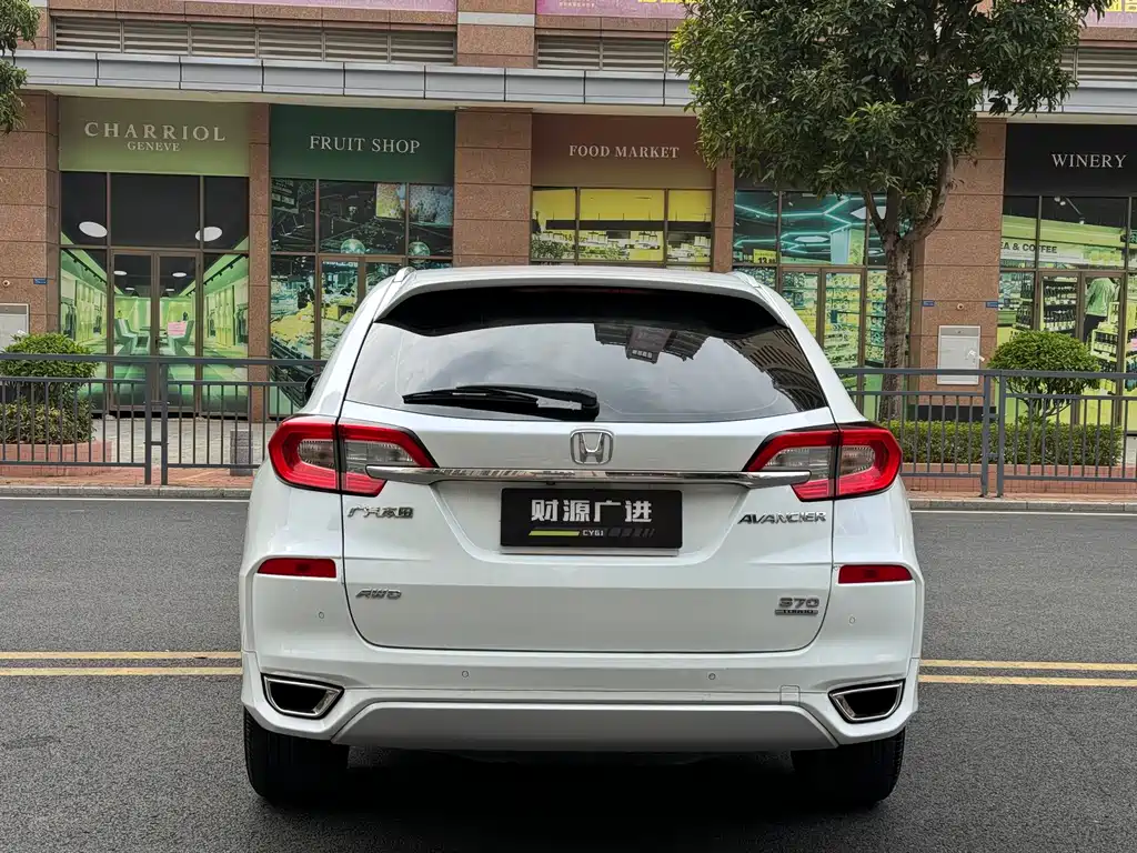 Honda Avancier 2017 — фото 11