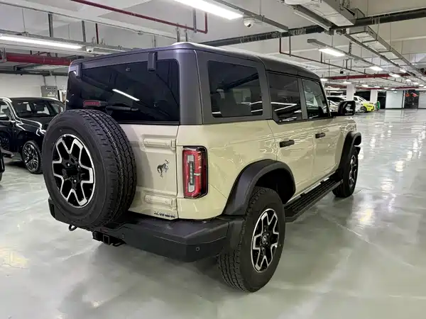 Ford Bronco 2025