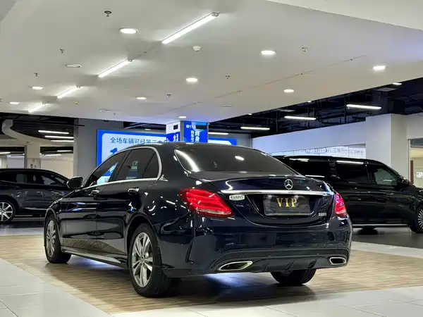 Mercedes-Benz C-Class 2018