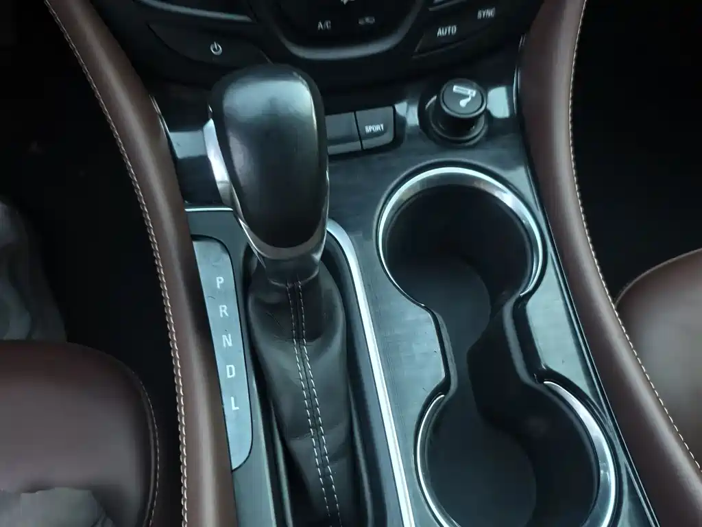 Buick Envision Plus 2018 — фото 14