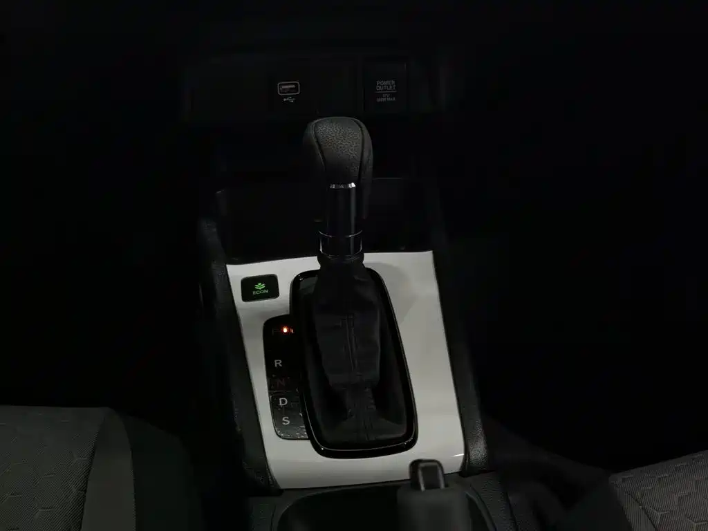 Honda Fit 2024 — фото 13