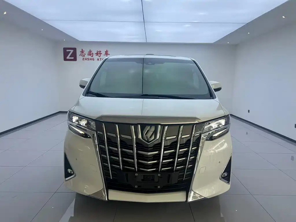 Toyota Alphard 2022 — фото 2