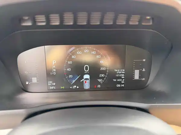 Volvo XC90 2016