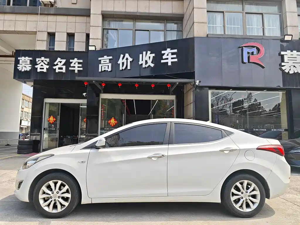 Hyundai Elantra Langdong 2017 — фото 3