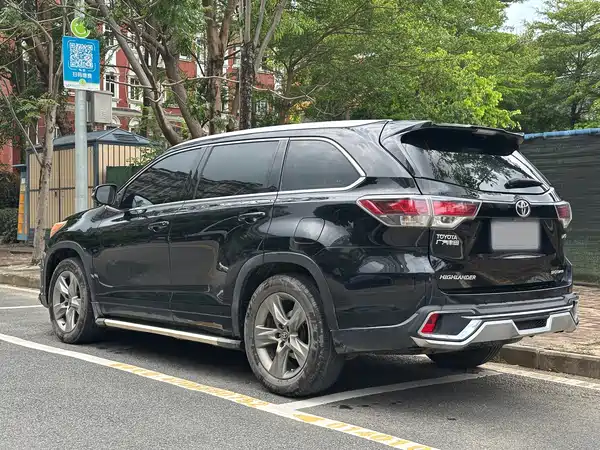 Toyota Highlander 2017