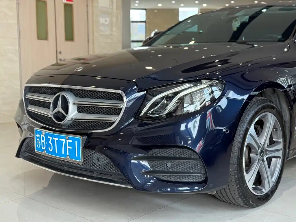 Mercedes-Benz E-Class 2019 — фото 4