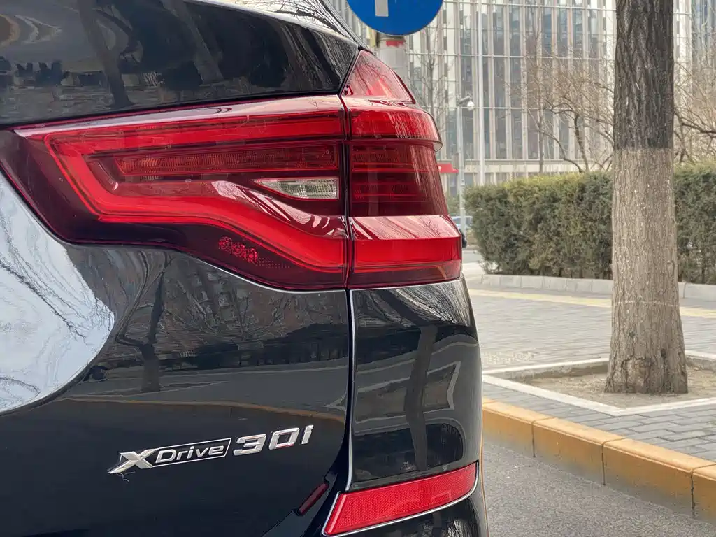 BMW X3 2019 — фото 19