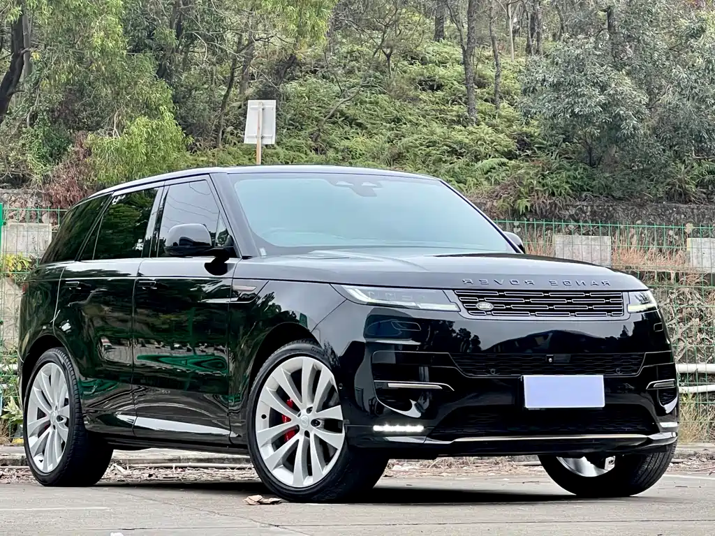 Land Rover Sport 2025 — фото 3