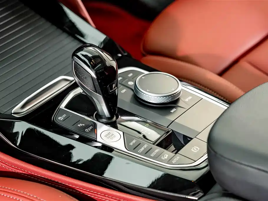 BMW X4 2024 — фото 11