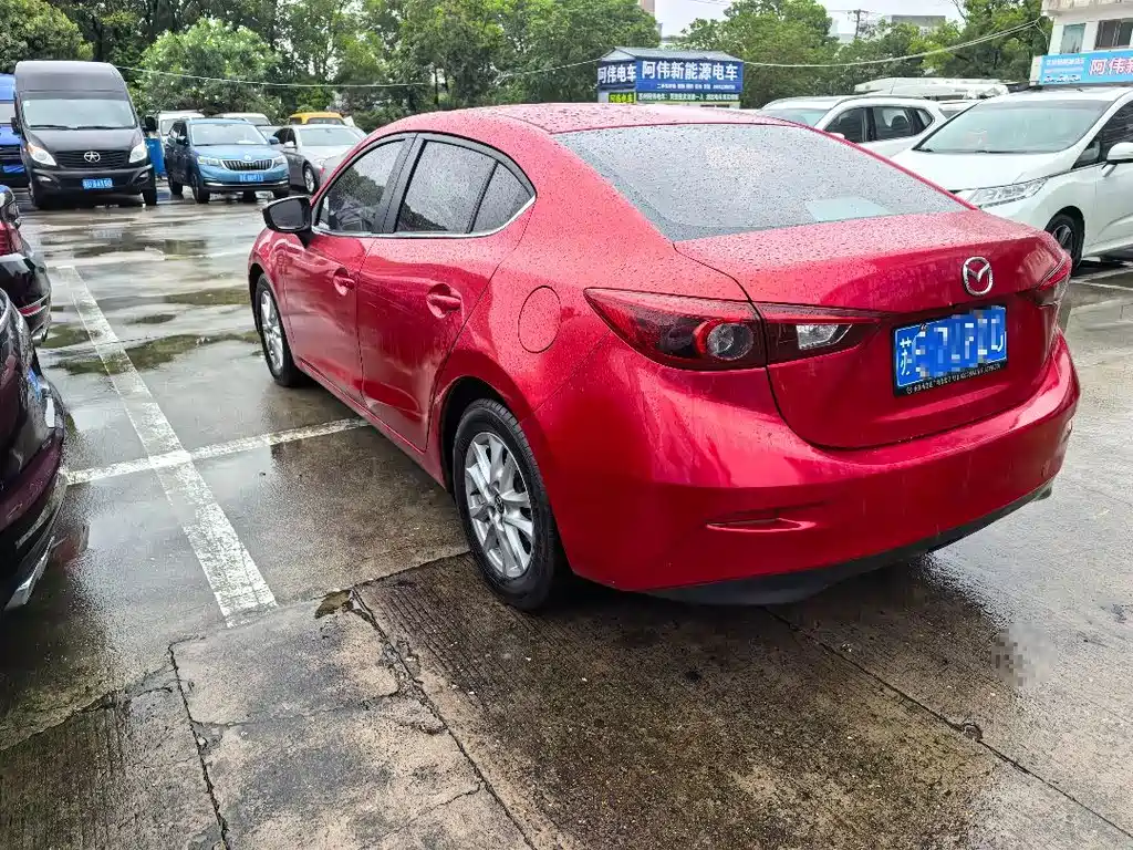 Mazda 3 Axela 2017 — фото 7