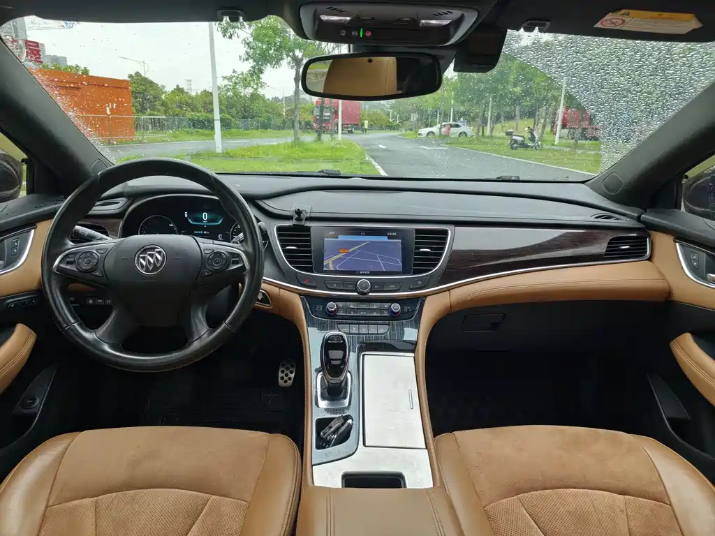 Buick LaCrosse 2017 — фото 14