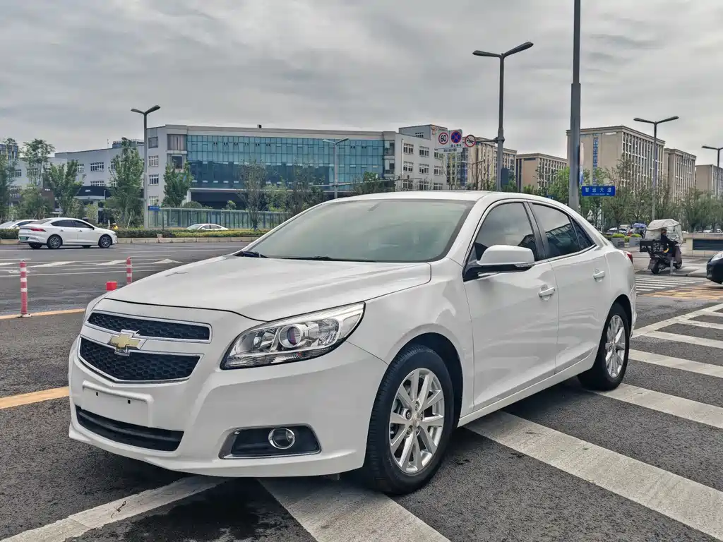 Chevrolet Malibu 2013 — фото 1
