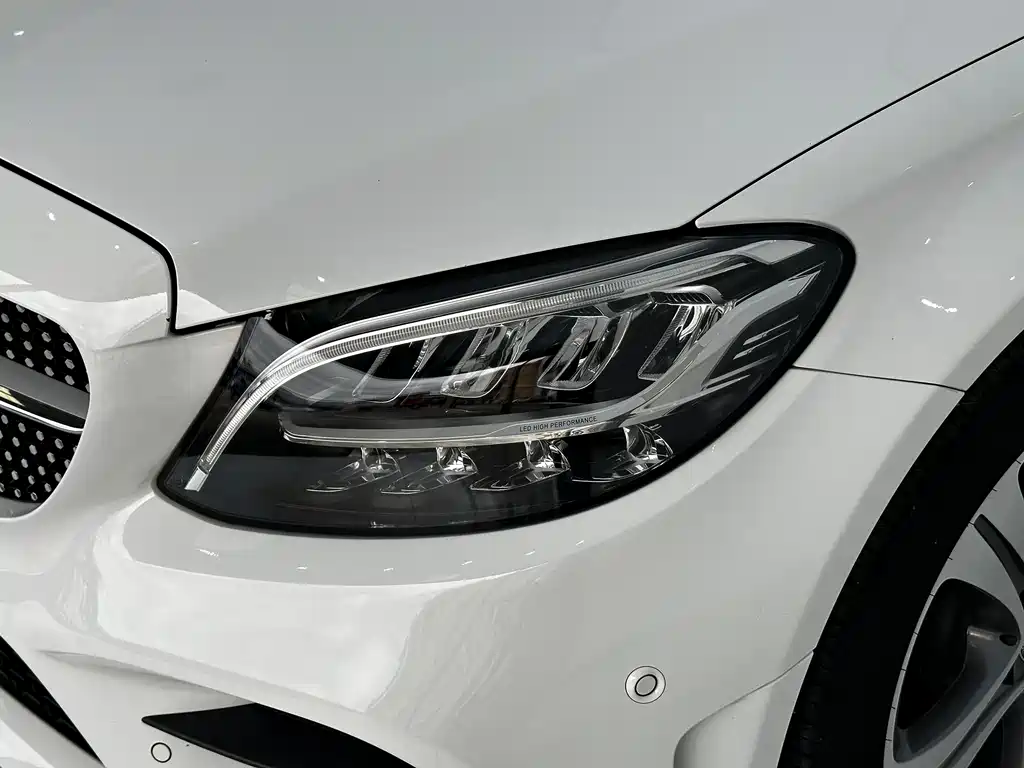 Mercedes-Benz C-Class 2019 — фото 4