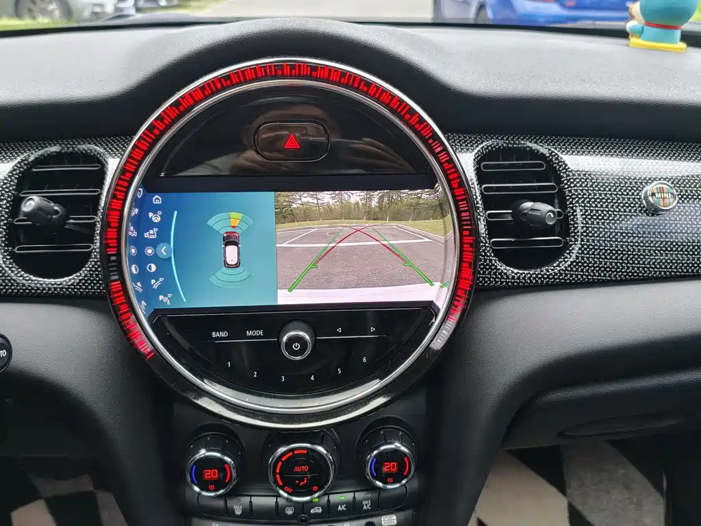 MINI MINI 2022