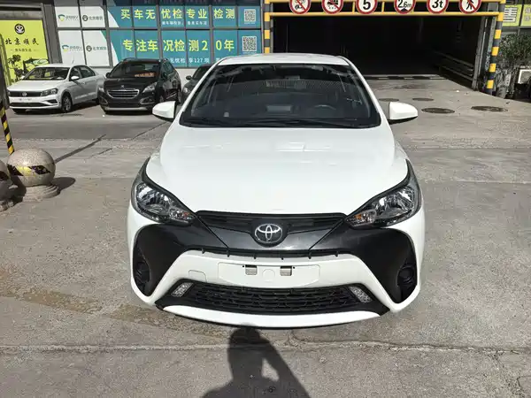 Toyota Yaris L 2020