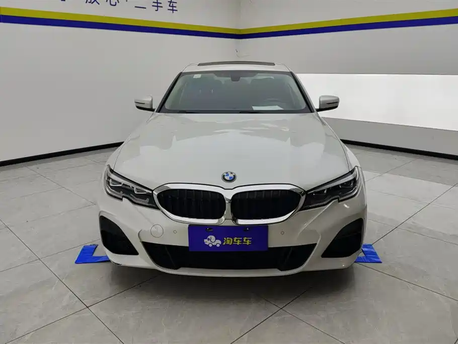 BMW 3 Series 2021