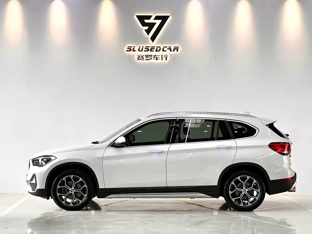 BMW X1 2020 — фото 4