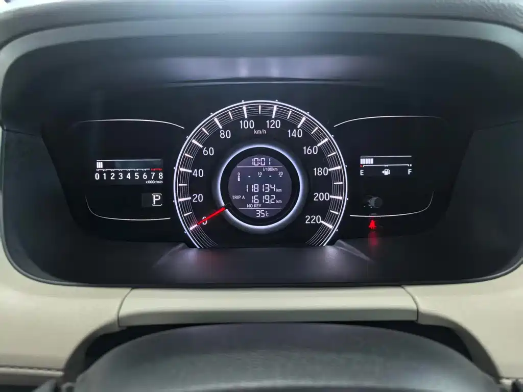 Honda Odyssey 2016 — фото 18