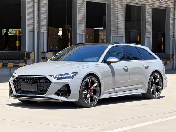 Audi RS 6 2022
