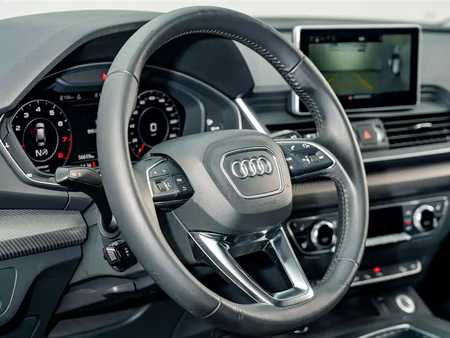 Audi Q5L 2021 — фото 9