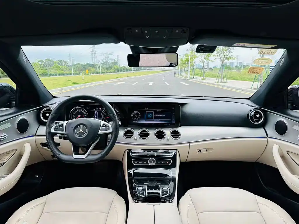 Mercedes-Benz E-Class 2018 — фото 11