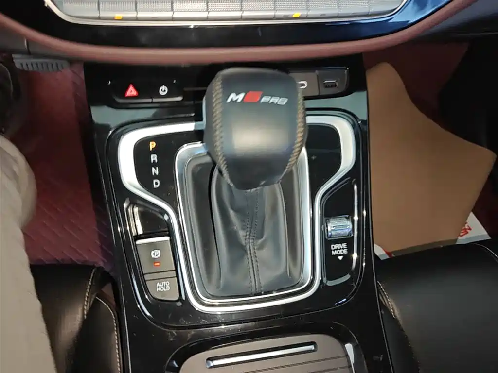 GAC Motor Trumpchi M6 2023 — фото 14