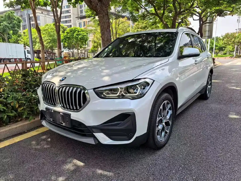 BMW X1 2023 — фото 1