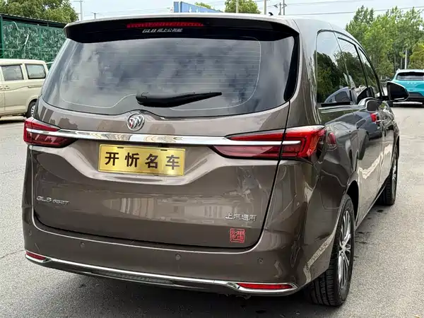 Buick GL8 2021