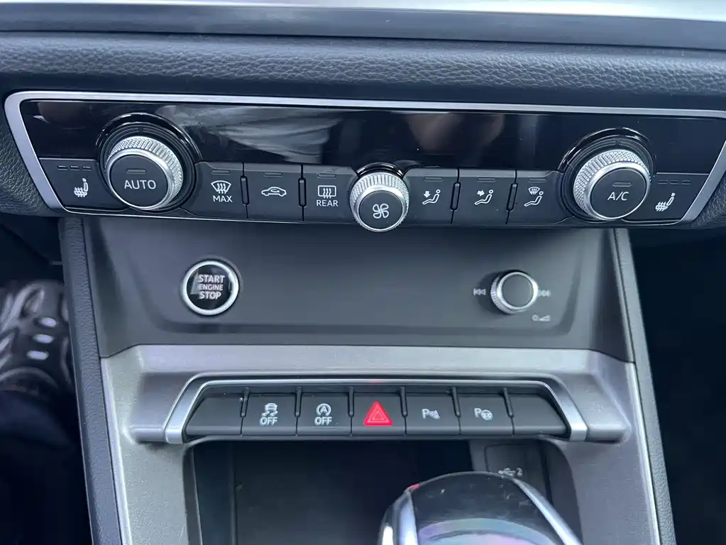 Audi Q3 2022 — фото 15