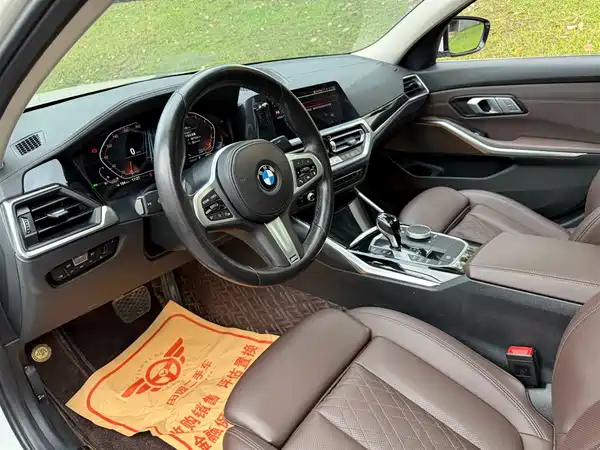 BMW 3 Series 2022