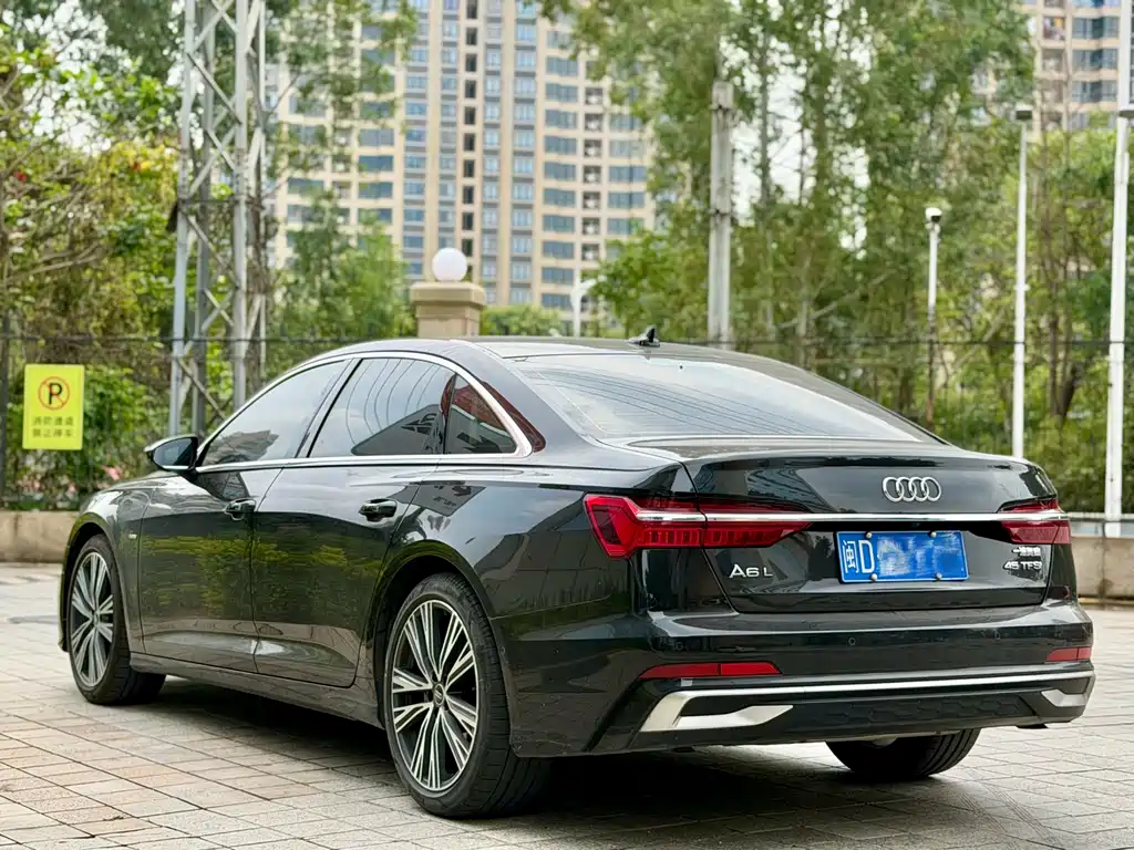Audi A6L 2023 — фото 7