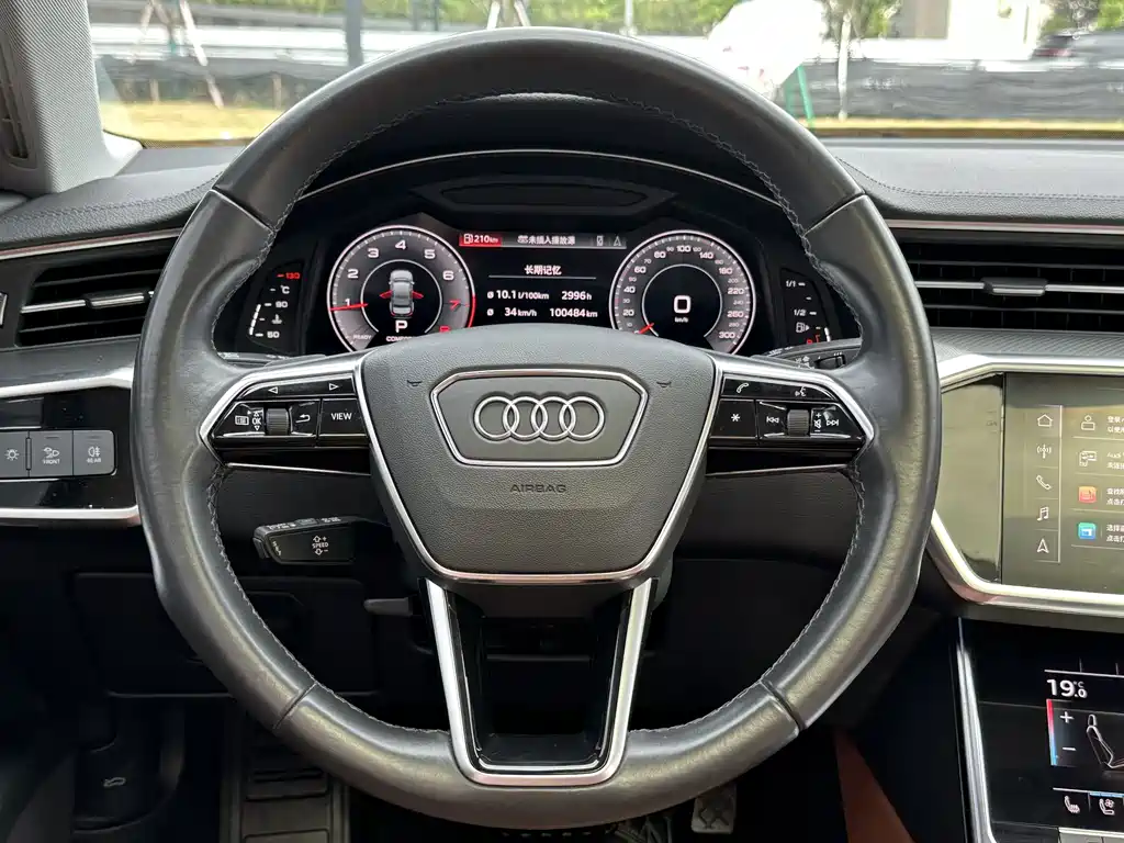 Audi A6L 2021 — фото 11
