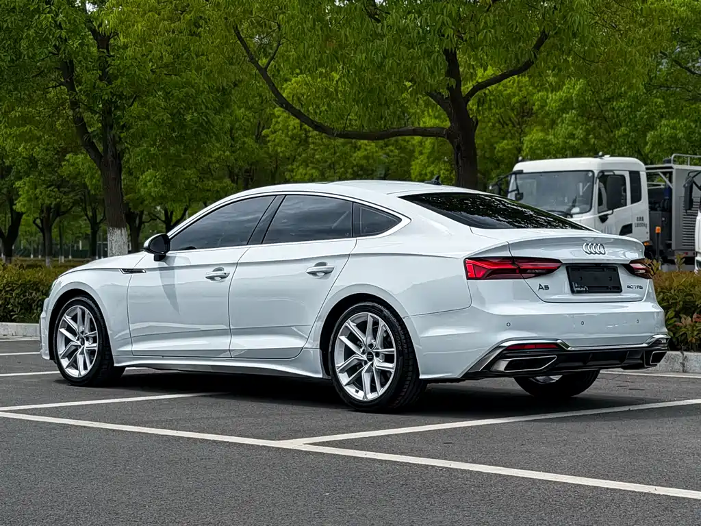 Audi A5 2023 — фото 3