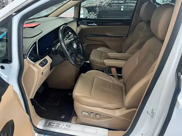 Buick GL8 2020