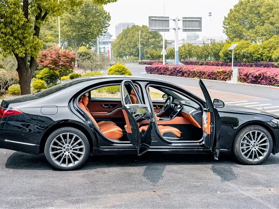Mercedes-Benz S-Class 2023 — фото 18