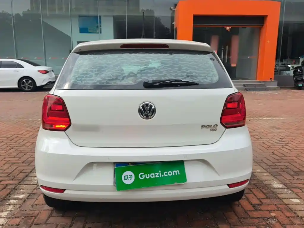 Volkswagen Polo 2015